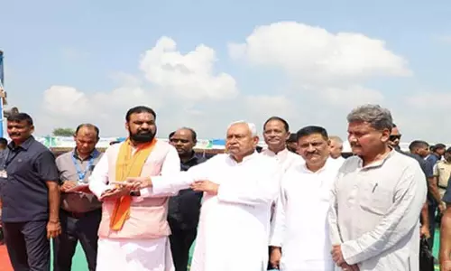 सीएम नीतीश कुमार ने गोपालगंज और वैशाली में 2,330 करोड़ की विकास परियोजनाओं का उद्घाटन और शिलान्यास