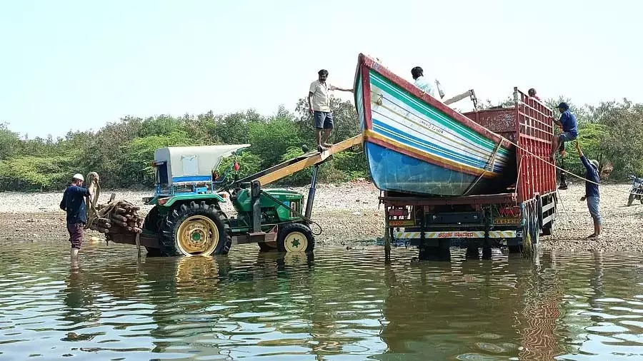 Karnataka : अलमट्टी बांध की भंडारण क्षमता में गाद जमने से 7.55 टीएमसीएफटी की कमी आई Karnataka : अलमट्टी बांध की भंडारण क्षमता में गाद जमने से 7.55 टीएमसीएफटी की कमी आई