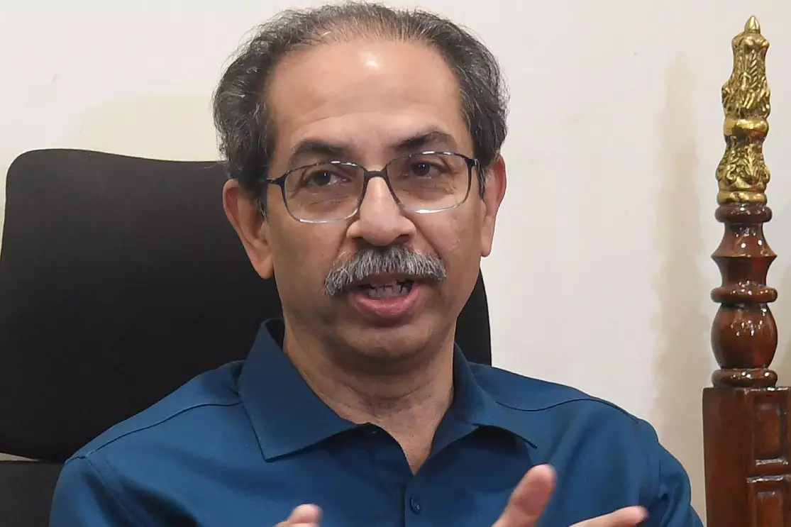 भारतीय दवा उद्योग पर 100% टैरिफ, आर्थिक मिशन पर असर: सामना भारतीय दवा उद्योग पर 100% टैरिफ, आर्थिक मिशन पर असर: सामना