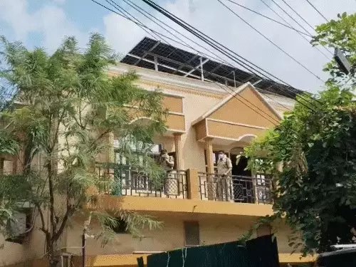 कांग्रेस नेता के बेटे ने बिलासपुर में खुद को मारी गोली, सुसाइड से हड़कंप कांग्रेस नेता के बेटे ने बिलासपुर में खुद को मारी गोली, सुसाइड से हड़कंप