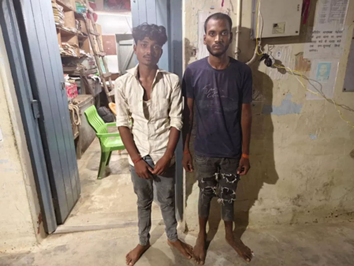 युवक को भाभी से था प्यार, भाई ने दोस्त के साथ मिलकर उतारा मौत के घाट युवक को भाभी से था प्यार, भाई ने दोस्त के साथ मिलकर उतारा मौत के घाट