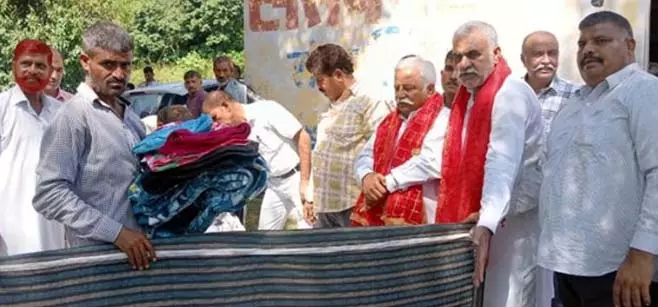 J&K को नीचा दिखाने और महाराजा हरि सिंह की विरासत के साथ विश्वासघात करने का आरोप लगाया J&K को नीचा दिखाने और महाराजा हरि सिंह की विरासत के साथ विश्वासघात करने का आरोप लगाया