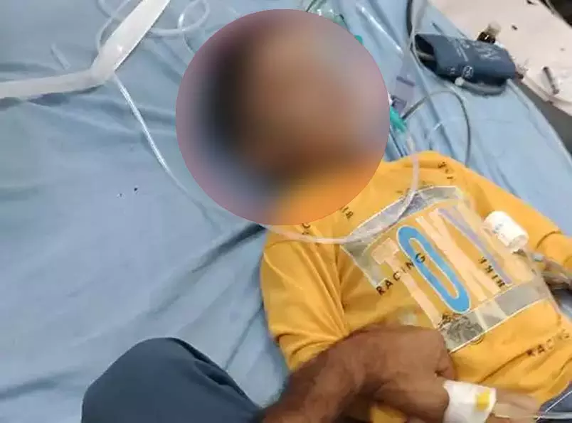 मां-बाप ने खो दिया 5 साल का मासूम, जाने कैसे हुआ ये भयानक हादसा... मां-बाप ने खो दिया 5 साल का मासूम, जाने कैसे हुआ ये भयानक हादसा...