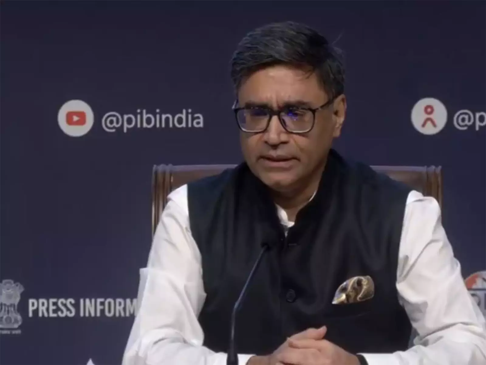 विदेश सचिव विक्रम मिस्री ने कहा, भारत और भूटान के बीच रेल संपर्क पर बड़ी नई पहल विदेश सचिव विक्रम मिस्री ने कहा, भारत और भूटान के बीच रेल संपर्क पर बड़ी नई पहल