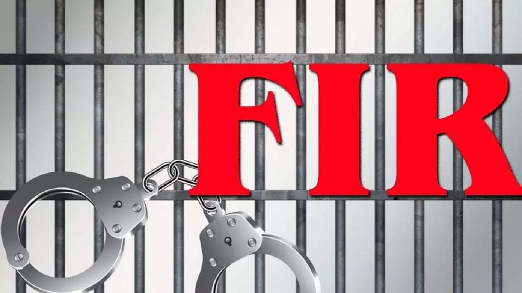 पत्रकारों की सक्रियता से खुला मामला, पुलिस ने दंपति पर दर्ज किया FIR पत्रकारों की सक्रियता से खुला मामला, पुलिस ने दंपति पर दर्ज किया FIR