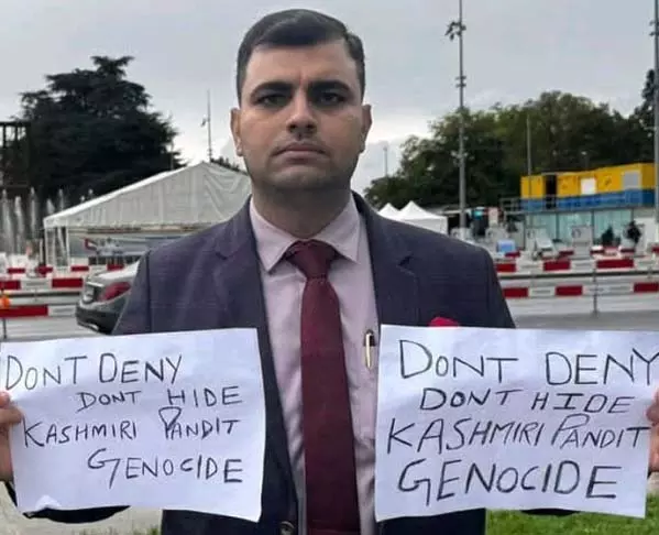 J&K के वकील ने जिनेवा में कश्मीरी पंडितों के नरसंहार का मुद्दा उठाया J&K के वकील ने जिनेवा में कश्मीरी पंडितों के नरसंहार का मुद्दा उठाया