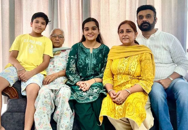 अबोहर की किसान की बेटी ने Himachal न्यायिक सेवा परीक्षा में 9वां स्थान हासिल किया अबोहर की किसान की बेटी ने Himachal न्यायिक सेवा परीक्षा में 9वां स्थान हासिल किया