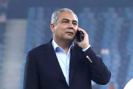 भारत को ट्रॉफी देने से इनकार करने पर पाकिस्तान को भुगतना पड़ सकता है दंड : रिपोर्ट भारत को ट्रॉफी देने से इनकार करने पर पाकिस्तान को भुगतना पड़ सकता है दंड : रिपोर्ट