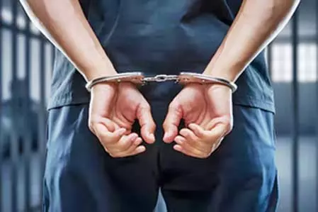 Cyber Fraud में अफ्रीकी नागरिक गिरफ्तार, 100 से ज्यादा महिलाएं शिकार Cyber Fraud में अफ्रीकी नागरिक गिरफ्तार, 100 से ज्यादा महिलाएं शिकार