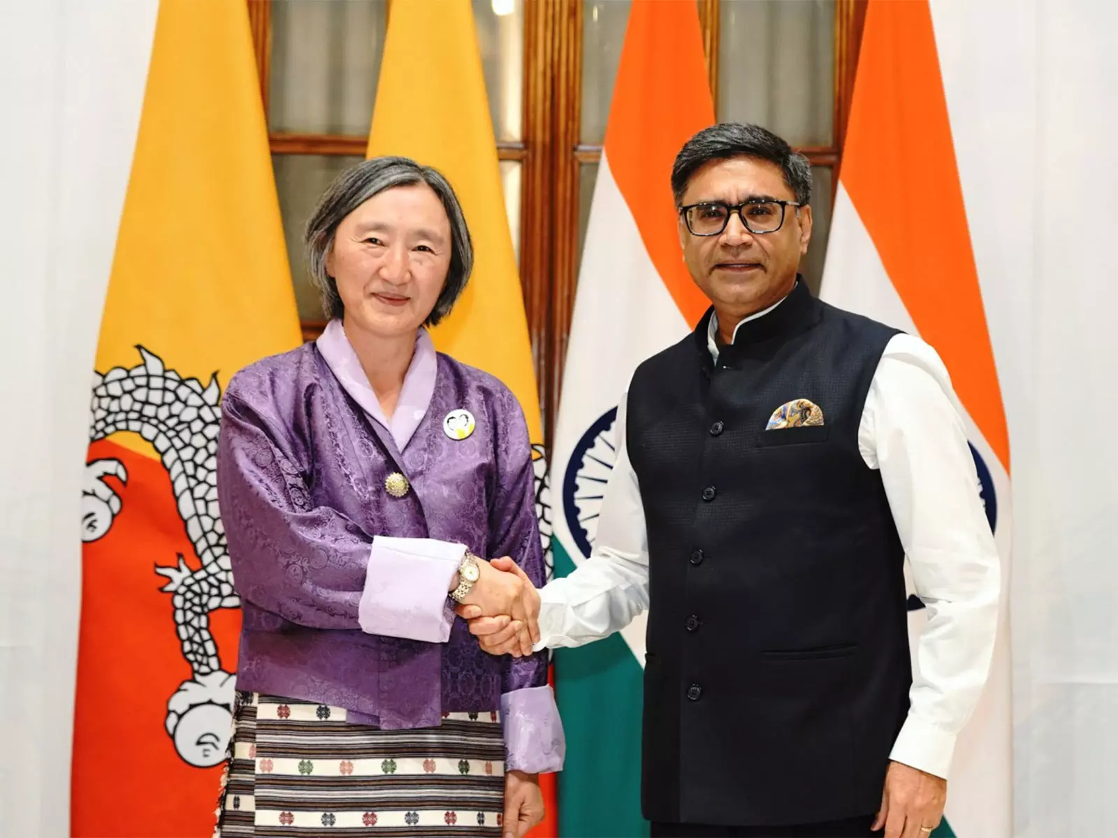 India और भूटान ने पहला सीमा पार रेलवे संपर्क स्थापित करने के लिए समझौता ज्ञापन पर किए हस्ताक्षर India और भूटान ने पहला सीमा पार रेलवे संपर्क स्थापित करने के लिए समझौता ज्ञापन पर किए हस्ताक्षर