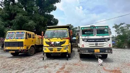 गौण खनिज के अवैध परिवहन के मामले में 12 वाहनों के खिलाफ की गई कार्यवाही गौण खनिज के अवैध परिवहन के मामले में 12 वाहनों के खिलाफ की गई कार्यवाही