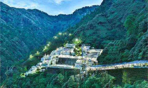 Maa Vaishno Devi:श्रद्धालुओं के लिए तीर्थयात्रा हुई आसान, मिलेंगी ये सुविधाएं