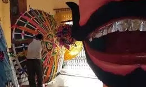 Ghazipur: 60 फीट ऊंचे रावण का होगा दहन, तैयारियां जोरों पर
