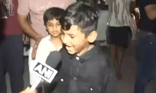 रायपुर के क्रिकेट प्रेमी बच्चे का वीडियो वायरल, अरे पाकिस्तान कुछ तो कर के दिखा