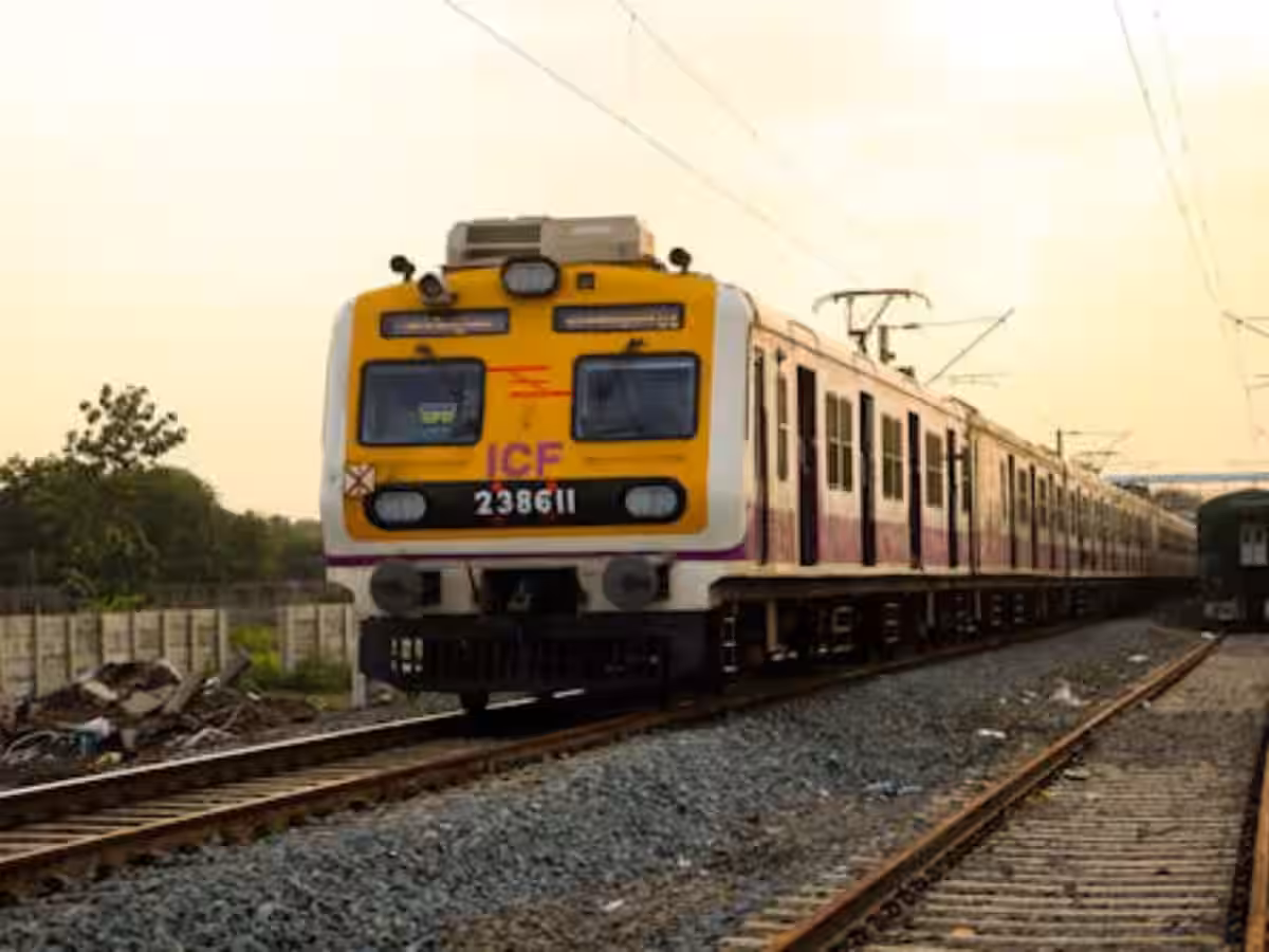 Ratlam: रेलवे की त्योहार स्पेशल योजना, 8 ट्रेनें चलेंगी