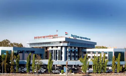 PCMC ने उप-पंजीयक कार्यालय को 1,686 अनधिकृत नदी तल निर्माणों की सूची सौंपी PCMC ने उप-पंजीयक कार्यालय को 1,686 अनधिकृत नदी तल निर्माणों की सूची सौंपी