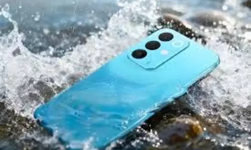 Realme 15X 5G :  लॉन्च डेट आई सामने, मिलेगी 50MP का Sony AI कैमरा और 7000mAh बैटरी