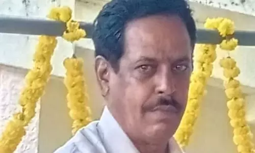Karnataka : सामाजिक-शैक्षणिक सर्वेक्षण में शामिल शिक्षक की दिल का दौरा पड़ने से मृत्यु