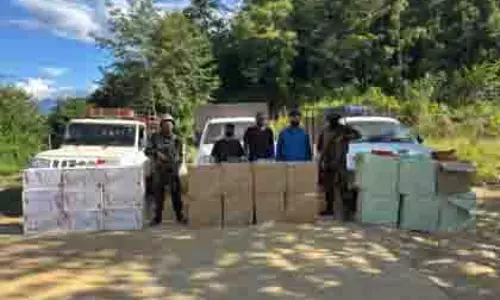 Assam राइफल्स की बड़ी कार्रवाई, करोड़ों की अवैध सामग्री बरामद Assam राइफल्स की बड़ी कार्रवाई, करोड़ों की अवैध सामग्री बरामद