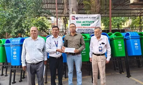 SBI ने यमुनानगर नगर निगम को डस्टबिन दान किए