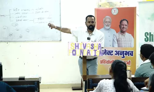 प्रोजेक्ट अनुभव के अंतर्गत विद्यार्थियों को मिला प्रशासनिक अनुभव का लाभ