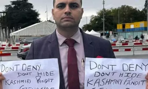 J&K के वकील ने जिनेवा में कश्मीरी पंडितों के नरसंहार का मुद्दा उठाया J&K के वकील ने जिनेवा में कश्मीरी पंडितों के नरसंहार का मुद्दा उठाया