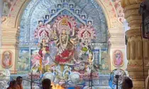 Odisha: कटक दुर्गा पूजा चांदी और सोने के काम के लिए विश्व प्रसिद्ध है