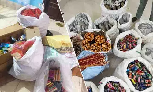 Odisha: पुलिस ने ‘ऑपरेशन अग्नि’ में 8.25 करोड़ के अवैध पटाखे जब्त किए Odisha: पुलिस ने ‘ऑपरेशन अग्नि’ में 8.25 करोड़ के अवैध पटाखे जब्त किए
