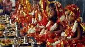 Kanya Pujan: जानिए कन्या पूजन के नियम और किस आयु की कन्याएं इस पूजा में भाग ले सकती हैं Kanya Pujan: जानिए कन्या पूजन के नियम और किस आयु की कन्याएं इस पूजा में भाग ले सकती हैं