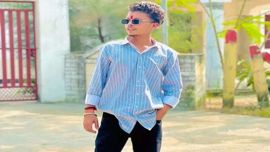 गोली मारकर बजरंग दल के नेता की हत्या, इलाके में तनाव गोली मारकर बजरंग दल के नेता की हत्या, इलाके में तनाव