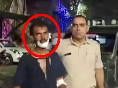 तांत्रिक ने किया मर्डर, 20 साल के युवक को बनाया निशाना, गला काटा तांत्रिक ने किया मर्डर, 20 साल के युवक को बनाया निशाना, गला काटा