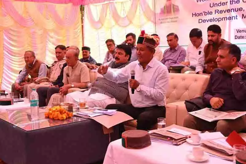 अधिकारियों और नागरिकों को वन अधिकारों को समझना आवश्यक: Negi अधिकारियों और नागरिकों को वन अधिकारों को समझना आवश्यक: Negi