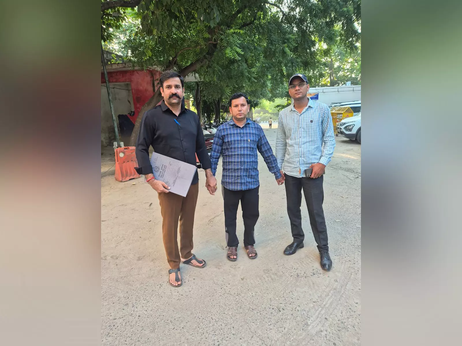 Delhi: चैतन्यानंद सरस्वती मामले में पीड़िता के पिता को धमकी देने वाले गिरफ्तार Delhi: चैतन्यानंद सरस्वती मामले में पीड़िता के पिता को धमकी देने वाले गिरफ्तार