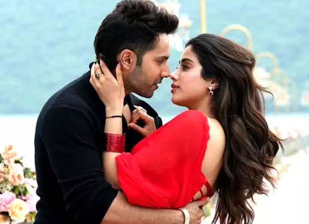 CBFC ने सनी संस्कारी की तुलसी कुमारी में किसिंग सीन को 60% तक कम किया CBFC ने सनी संस्कारी की तुलसी कुमारी में किसिंग सीन को 60% तक कम किया