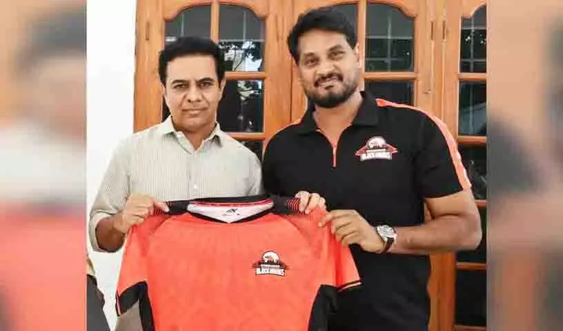 हैदराबाद ब्लैक हॉक्स ने प्राइम वॉलीबॉल लीग के घरेलू मैचों के लिए KTR को आमंत्रित किया हैदराबाद ब्लैक हॉक्स ने प्राइम वॉलीबॉल लीग के घरेलू मैचों के लिए KTR को आमंत्रित किया