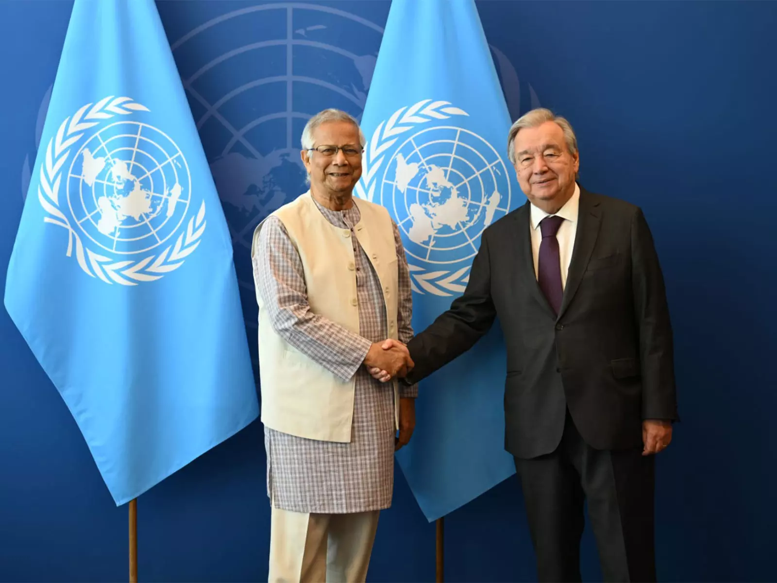 UN प्रमुख ने बांग्लादेश के लोकतांत्रिक परिवर्तन के लिए पूर्ण समर्थन का किया वादा UN प्रमुख ने बांग्लादेश के लोकतांत्रिक परिवर्तन के लिए पूर्ण समर्थन का किया वादा