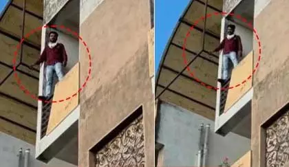 पुलिस स्टेशन से गर्लफ्रेंड के वीडियो कॉल से बॉयफ्रेंड में हड़कंप पुलिस स्टेशन से गर्लफ्रेंड के वीडियो कॉल से बॉयफ्रेंड में हड़कंप
