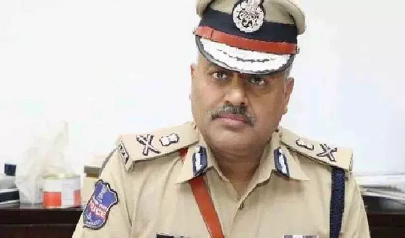 हम साइबर अपराध और नशीले पदार्थों के खिलाफ लगातार युद्ध लड़ रहे हैं: DGP Jitender हम साइबर अपराध और नशीले पदार्थों के खिलाफ लगातार युद्ध लड़ रहे हैं: DGP Jitender