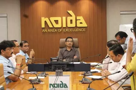 नोएडा प्राधिकरण ने स्वच्छता एवं जागरूकता को लेकर कसी कमर, ब्लैक स्पॉट पर सीईओ ने जताई चिंता नोएडा प्राधिकरण ने स्वच्छता एवं जागरूकता को लेकर कसी कमर, ब्लैक स्पॉट पर सीईओ ने जताई चिंता