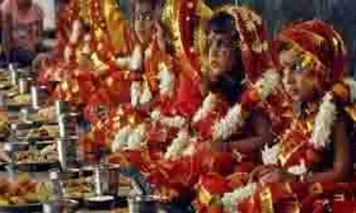 Kanya Pujan: जानिए कन्या पूजन के नियम और किस आयु की कन्याएं इस पूजा में भाग ले सकती हैं