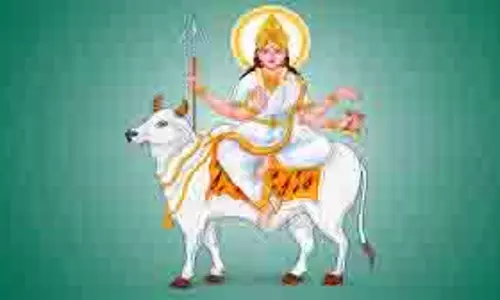 Navratri 2025 8th Day Puja: शारदीय नवरात्रि की महाअष्टमी पर आज पढ़ें मां महागौरी की कथा Navratri 2025 8th Day Puja: शारदीय नवरात्रि की महाअष्टमी पर आज पढ़ें मां महागौरी की कथा