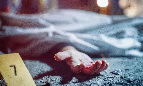 Mumbai : सीवुड्स में घरेलू झगड़े के दौरान पति ने महिला की चाकू मारकर बेरहमी से हत्या कर दी