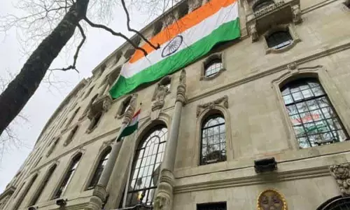 London में गांधी प्रतिमा से छेड़छाड़ पर भारतीय उच्चायोग की कड़ी निंदा