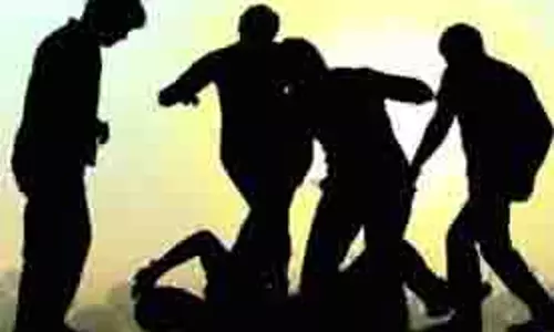 Jodhpur: प्रेम विवाह को लेकर दो पक्षों में खुनी झड़प Jodhpur: प्रेम विवाह को लेकर दो पक्षों में खुनी झड़प