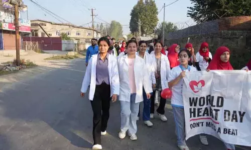 विश्व हृदय दिवस पर GMC Anantnag ने 8 किमी वॉकथॉन आयोजित किया विश्व हृदय दिवस पर GMC Anantnag ने 8 किमी वॉकथॉन आयोजित किया