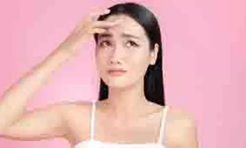 Oily Skin Clean Up Tips: ऑयली स्किन और पिंपल्स से हैं परेशान, आजमाएं ये आसान घरेलू उपाय Oily Skin Clean Up Tips: ऑयली स्किन और पिंपल्स से हैं परेशान, आजमाएं ये आसान घरेलू उपाय