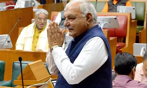 Haryana कांग्रेस ने गतिरोध समाप्त किया, भूपेंद्र हुड्डा को कांग्रेस विधायक दल का नेता घोषित किया Haryana कांग्रेस ने गतिरोध समाप्त किया, भूपेंद्र हुड्डा को कांग्रेस विधायक दल का नेता घोषित किया