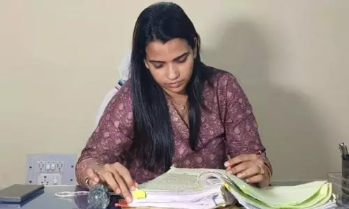 देवी भक्ति के साथ साथ ड्यूटी भी, नायब तहसीलदार ने रखी है 9 दिनों का उपवास