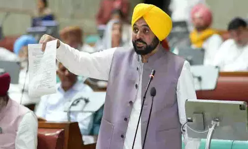 Punjab ने बाढ़ राहत को लेकर केंद्र पर निशाना साधा, 20,000 करोड़ रुपये मांगे Punjab ने बाढ़ राहत को लेकर केंद्र पर निशाना साधा, 20,000 करोड़ रुपये मांगे