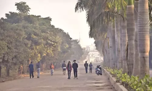 Chandigarh: मौसम में बदलाव की तैयारी, जानें किस दिन ठंड बढ़ेगी Chandigarh: मौसम में बदलाव की तैयारी, जानें किस दिन ठंड बढ़ेगी